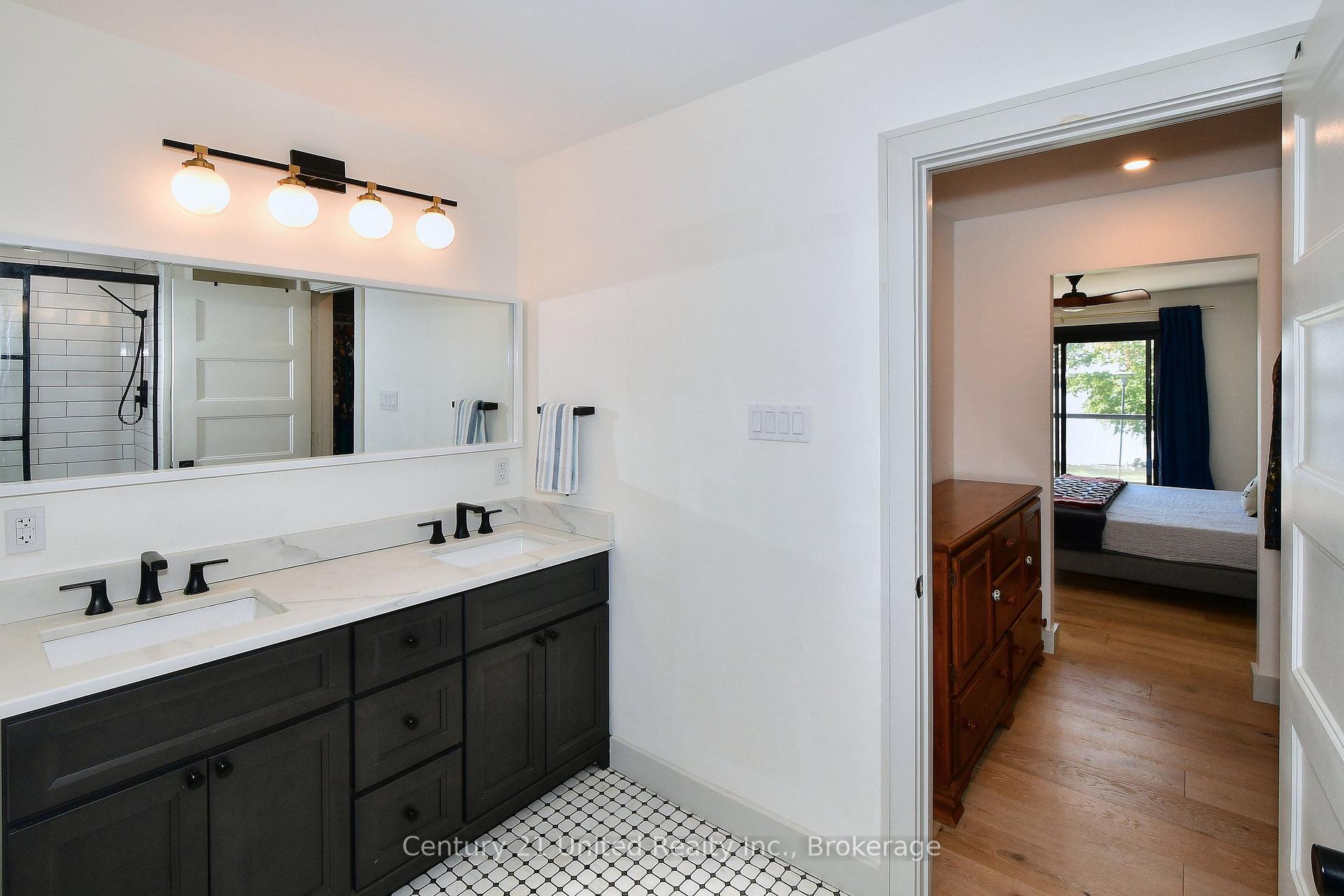 Photo 27 of 1915 Pinehurst Avenue, Selwyn — HOMEH