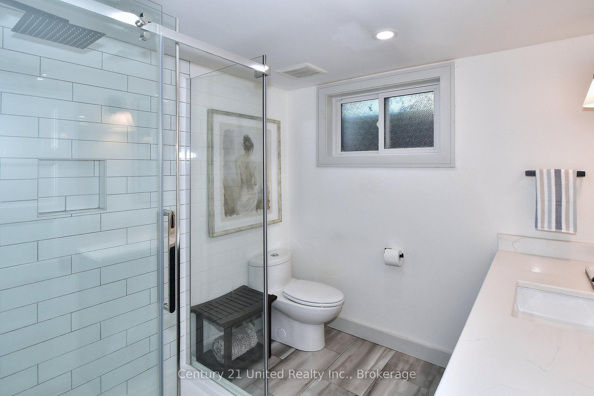 Photo 35 of 1915 Pinehurst Avenue, Selwyn — HOMEH