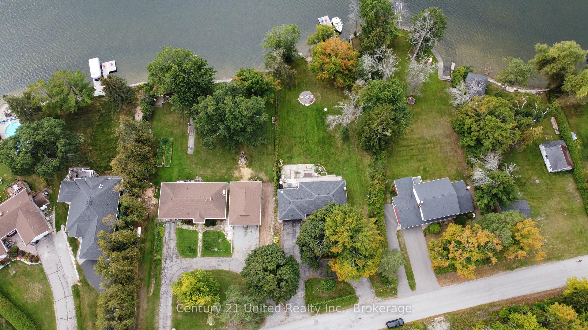 Photo 44 of 1915 Pinehurst Avenue, Selwyn — HOMEH