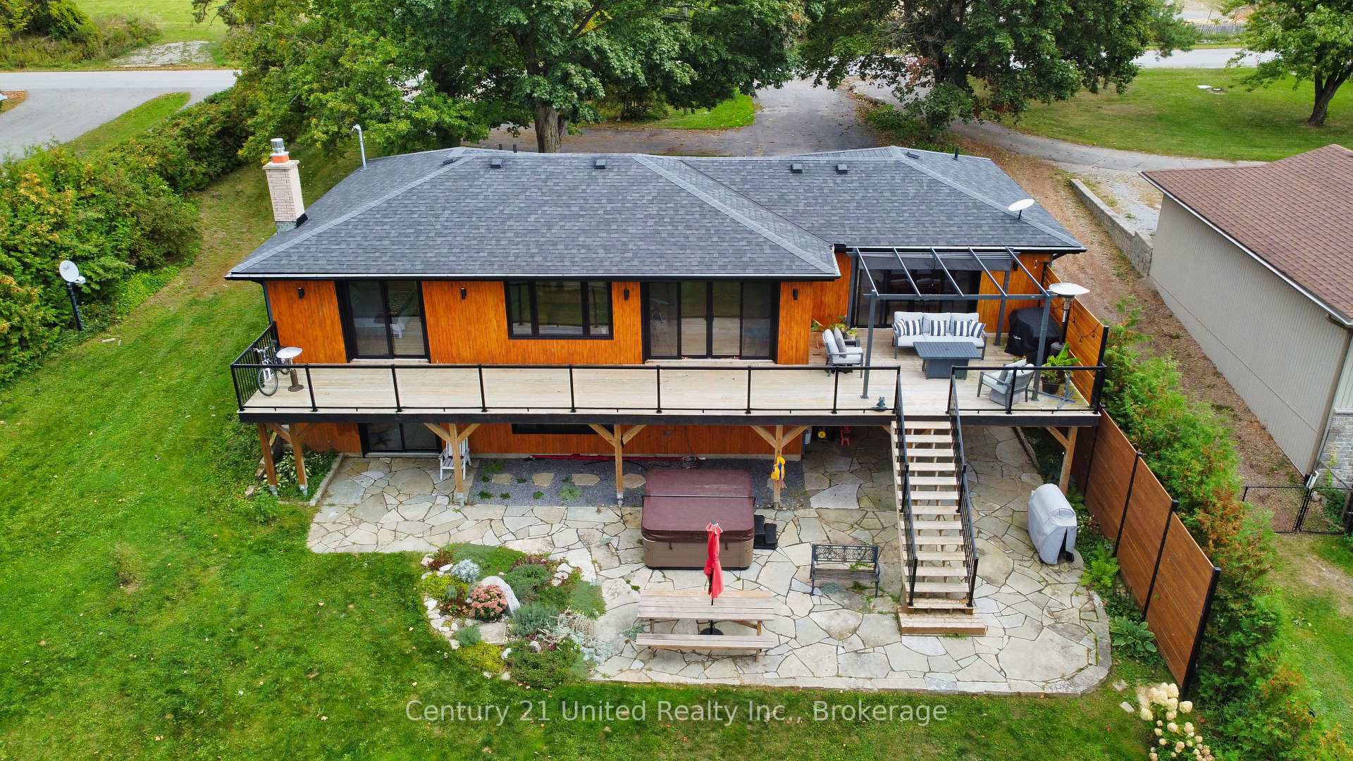 Photo 46 of 1915 Pinehurst Avenue, Selwyn — HOMEH