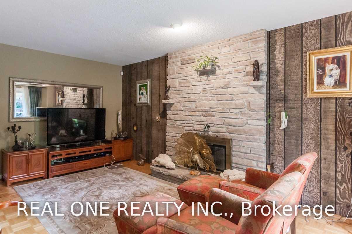Photo 16 of 125 Briarwood Road, Markham, Unionville — HOMEH