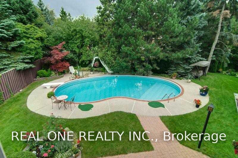 Photo 36 of 125 Briarwood Road, Markham, Unionville — HOMEH