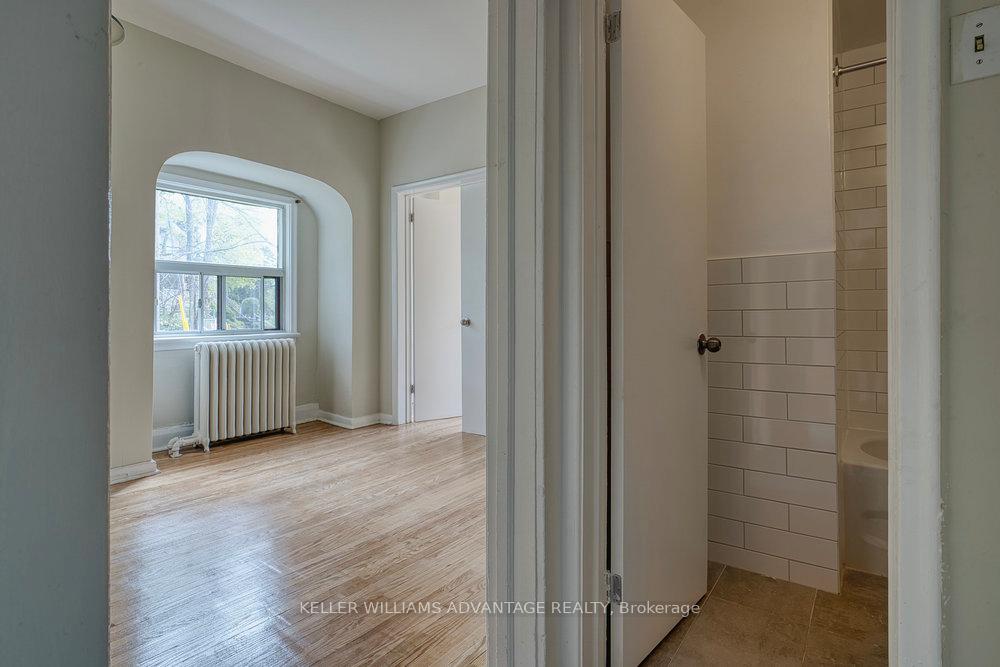 Photo 9 of 24 Indian Road Crescent, Toronto, High Park North — HOMEH