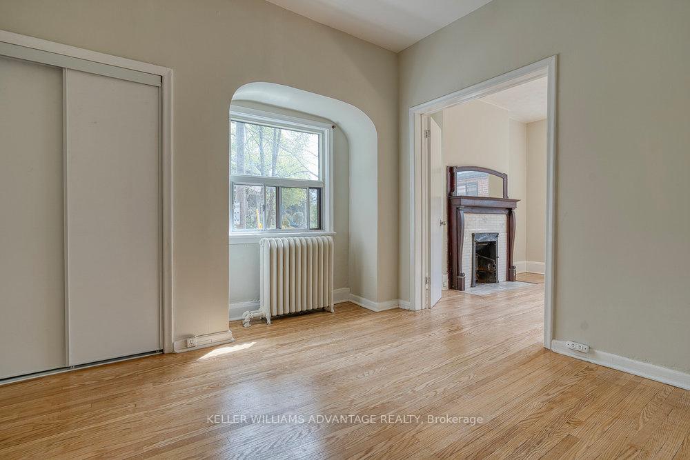 Photo 12 of 24 Indian Road Crescent, Toronto, High Park North — HOMEH