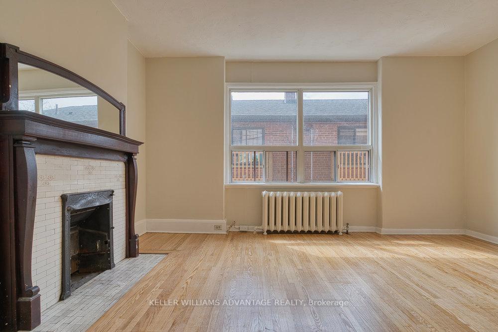 Photo 15 of 24 Indian Road Crescent, Toronto, High Park North — HOMEH
