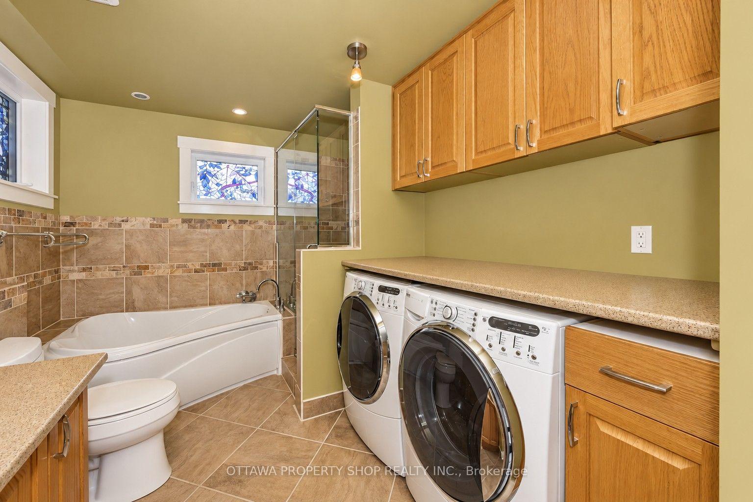 Photo 23 of 3146 Dumaurier Avenue, Ottawa, Fairfield Heights — HOMEH