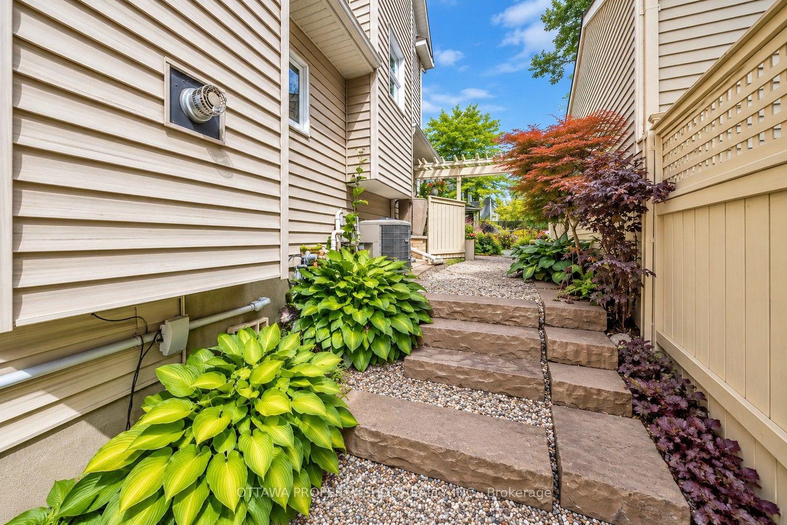 Photo 35 of 3146 Dumaurier Avenue, Ottawa, Fairfield Heights — HOMEH