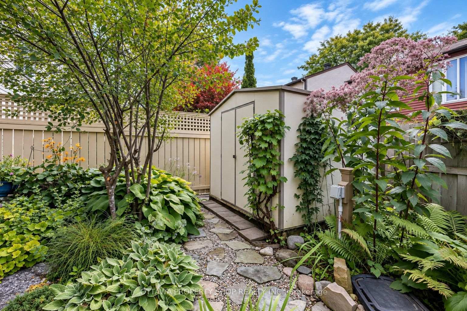 Photo 36 of 3146 Dumaurier Avenue, Ottawa, Fairfield Heights — HOMEH