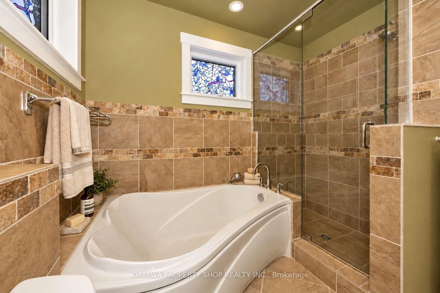 Photo 22 of 3146 Dumaurier Avenue, Ottawa, Fairfield Heights — HOMEH