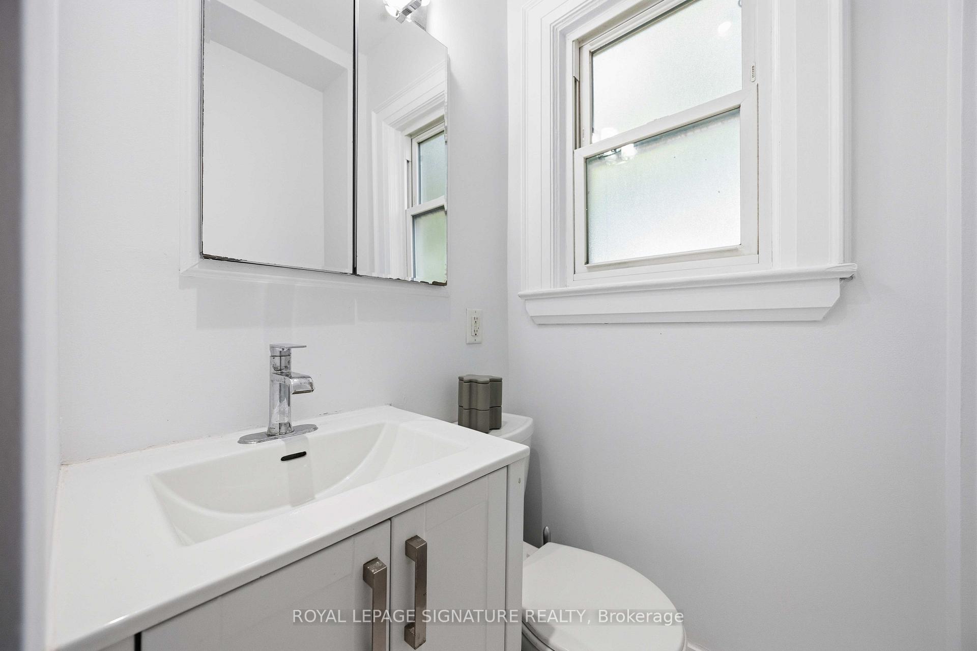 Photo 12 of 150 Elmer Avenue, Toronto, The Beaches — HOMEH