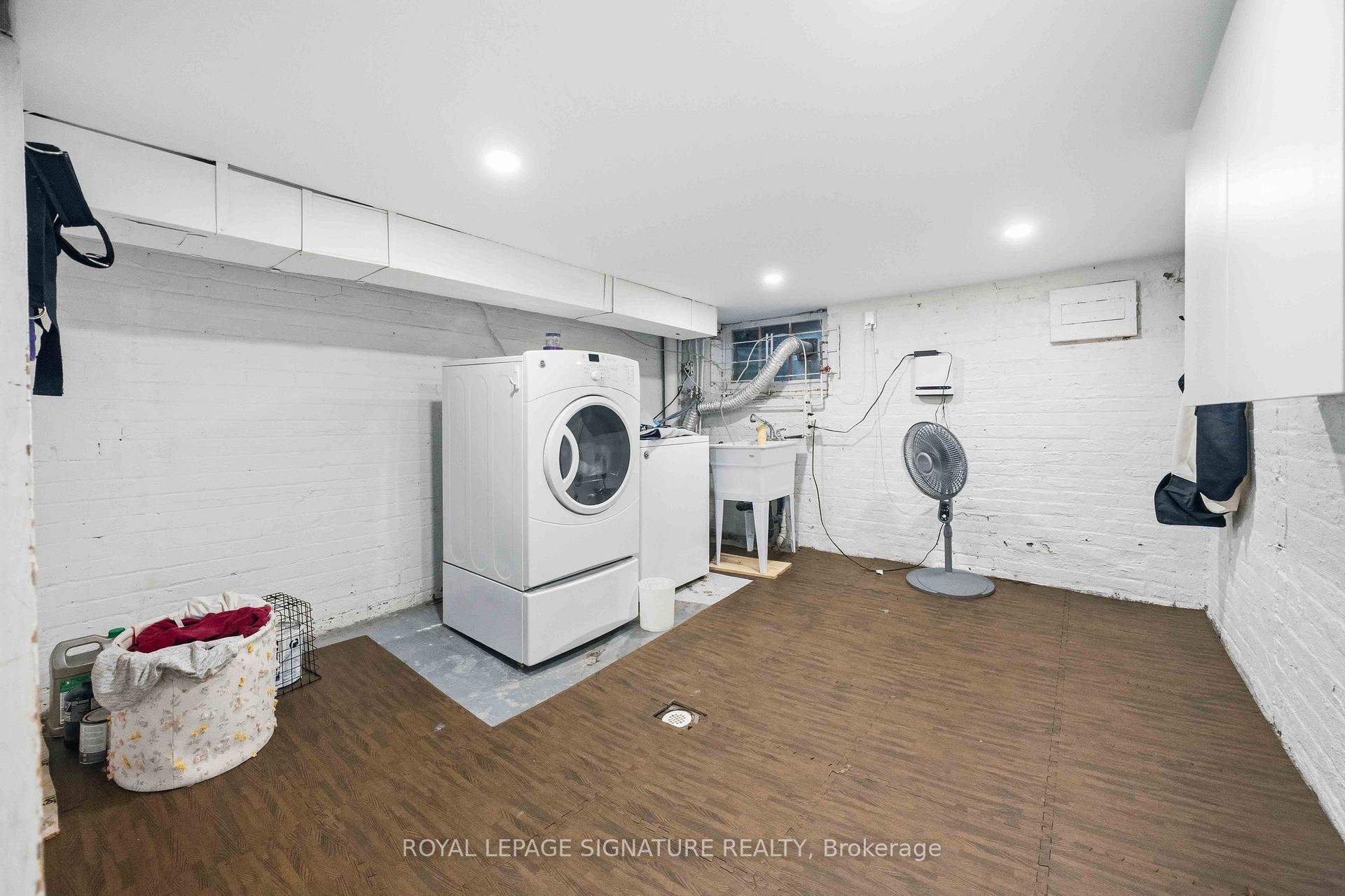 Photo 18 of 150 Elmer Avenue, Toronto, The Beaches — HOMEH
