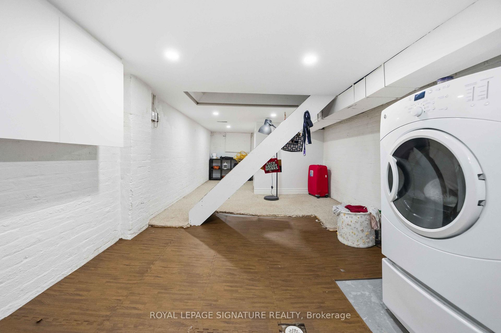 Photo 19 of 150 Elmer Avenue, Toronto, The Beaches — HOMEH