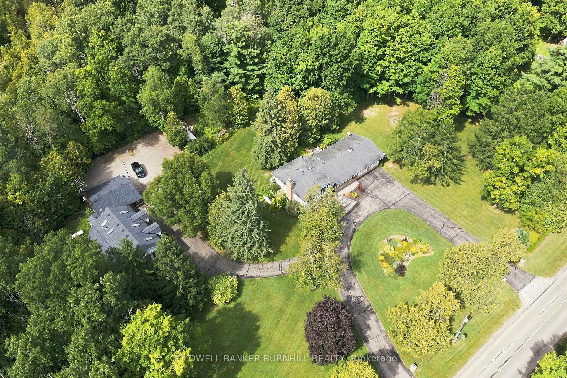 Photo 13 of 547 Concession 11 E, Hamilton, Rural Flamborough — HOMEH