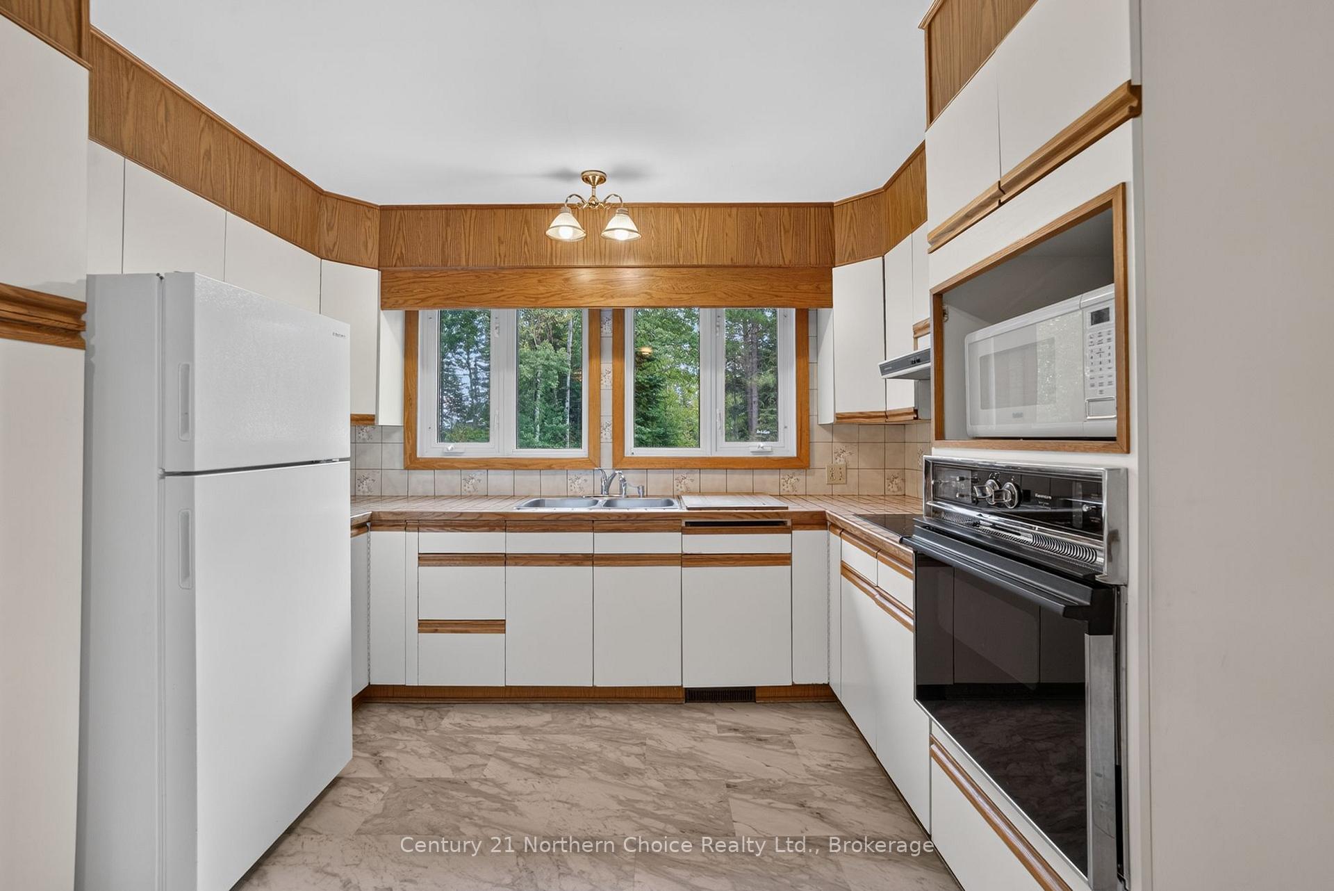Photo 15 of 15 Parmeter Road, Kenora, Kenora East — HOMEH