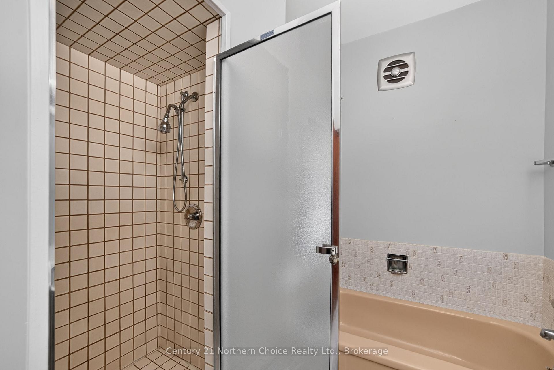 Photo 28 of 15 Parmeter Road, Kenora, Kenora East — HOMEH
