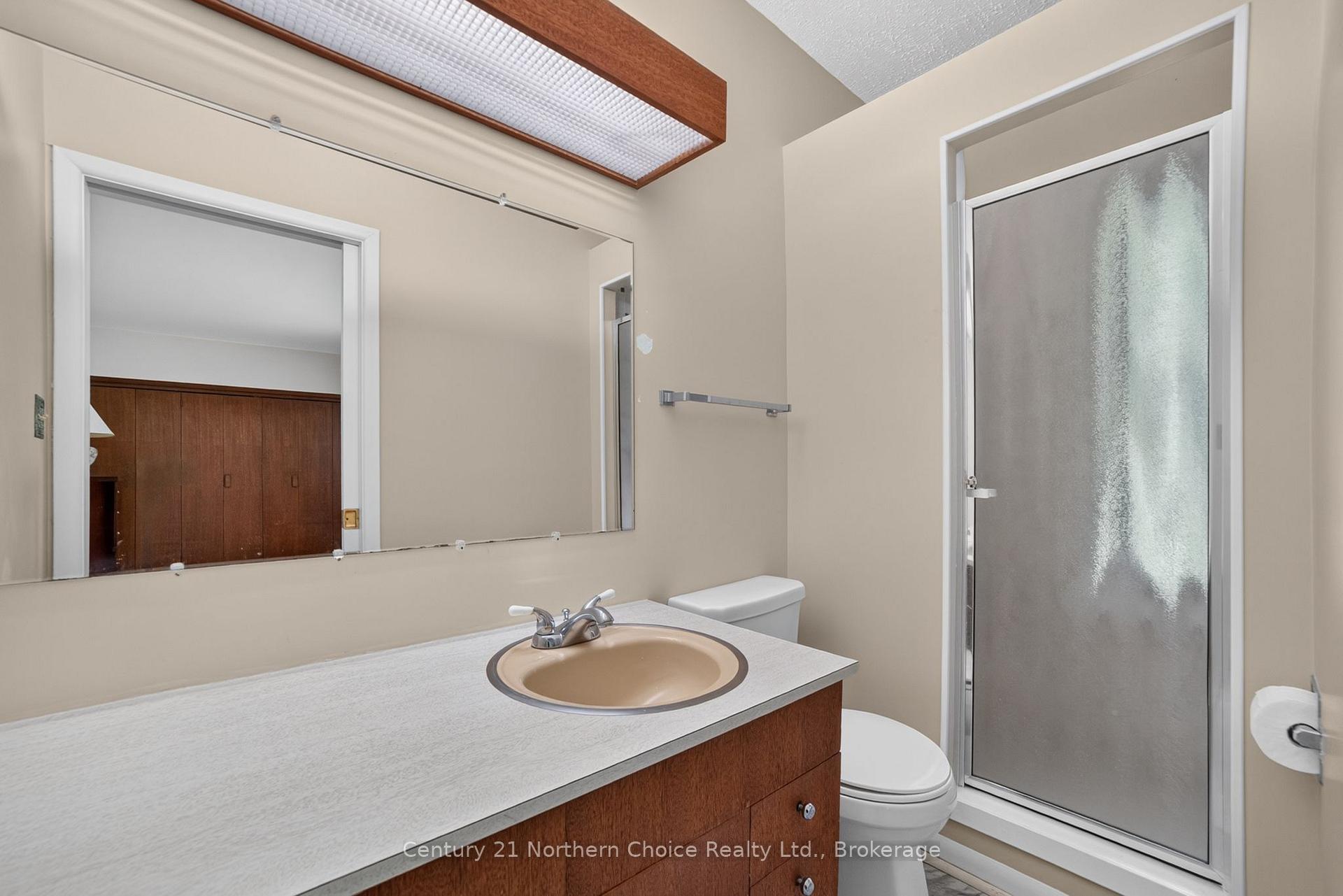 Photo 33 of 15 Parmeter Road, Kenora, Kenora East — HOMEH
