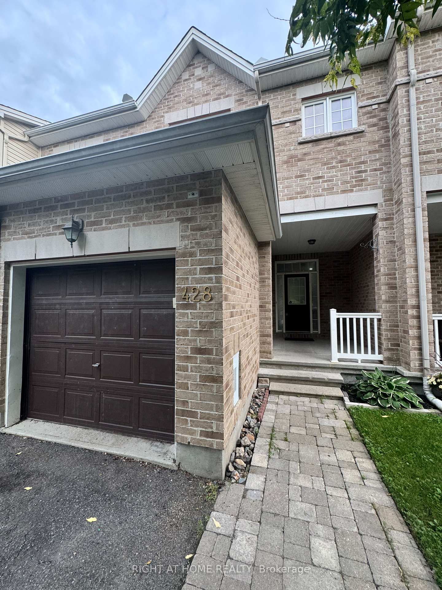 Photo 1 of 428 Foxhall Way, Ottawa, Kanata - Bridlewood — HOMEH