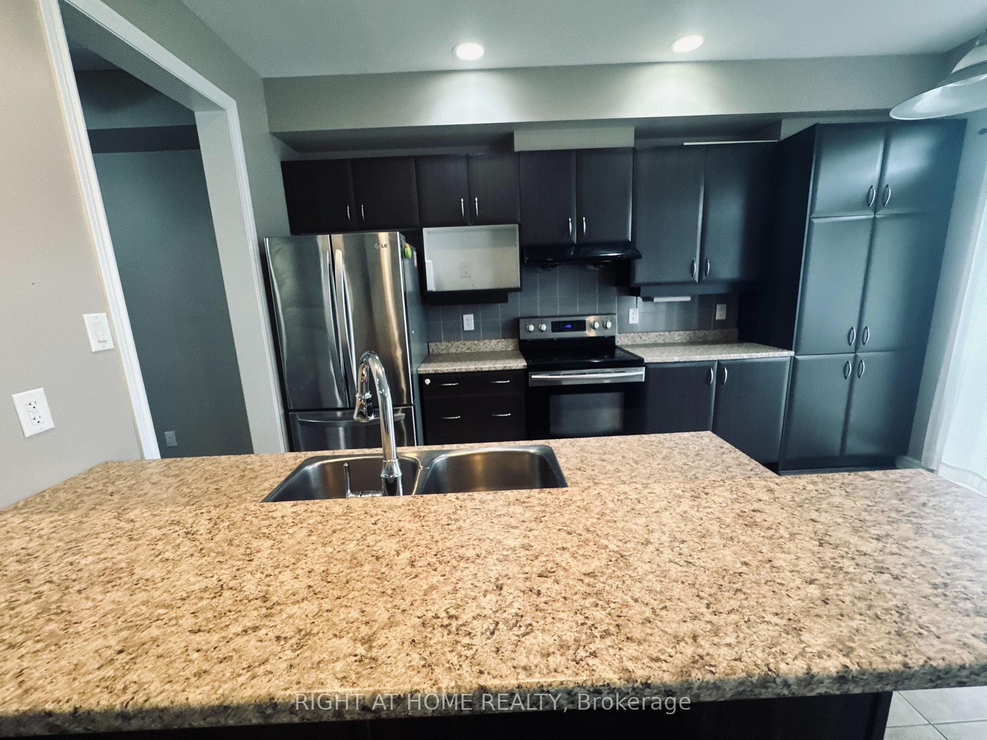 Photo 6 of 428 Foxhall Way, Ottawa, Kanata - Bridlewood — HOMEH