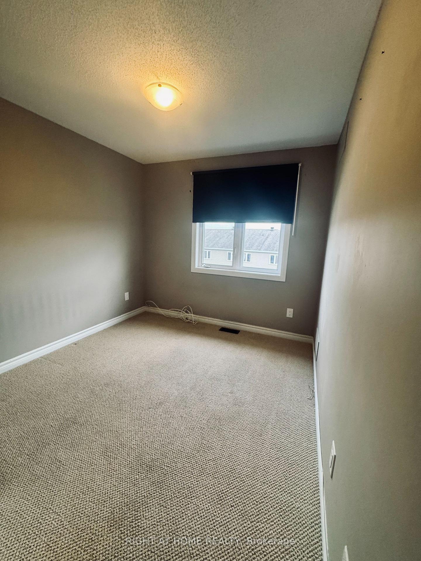 Photo 11 of 428 Foxhall Way, Ottawa, Kanata - Bridlewood — HOMEH