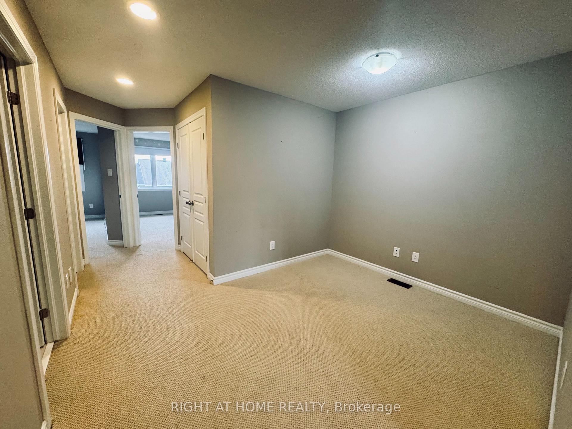 Photo 18 of 428 Foxhall Way, Ottawa, Kanata - Bridlewood — HOMEH
