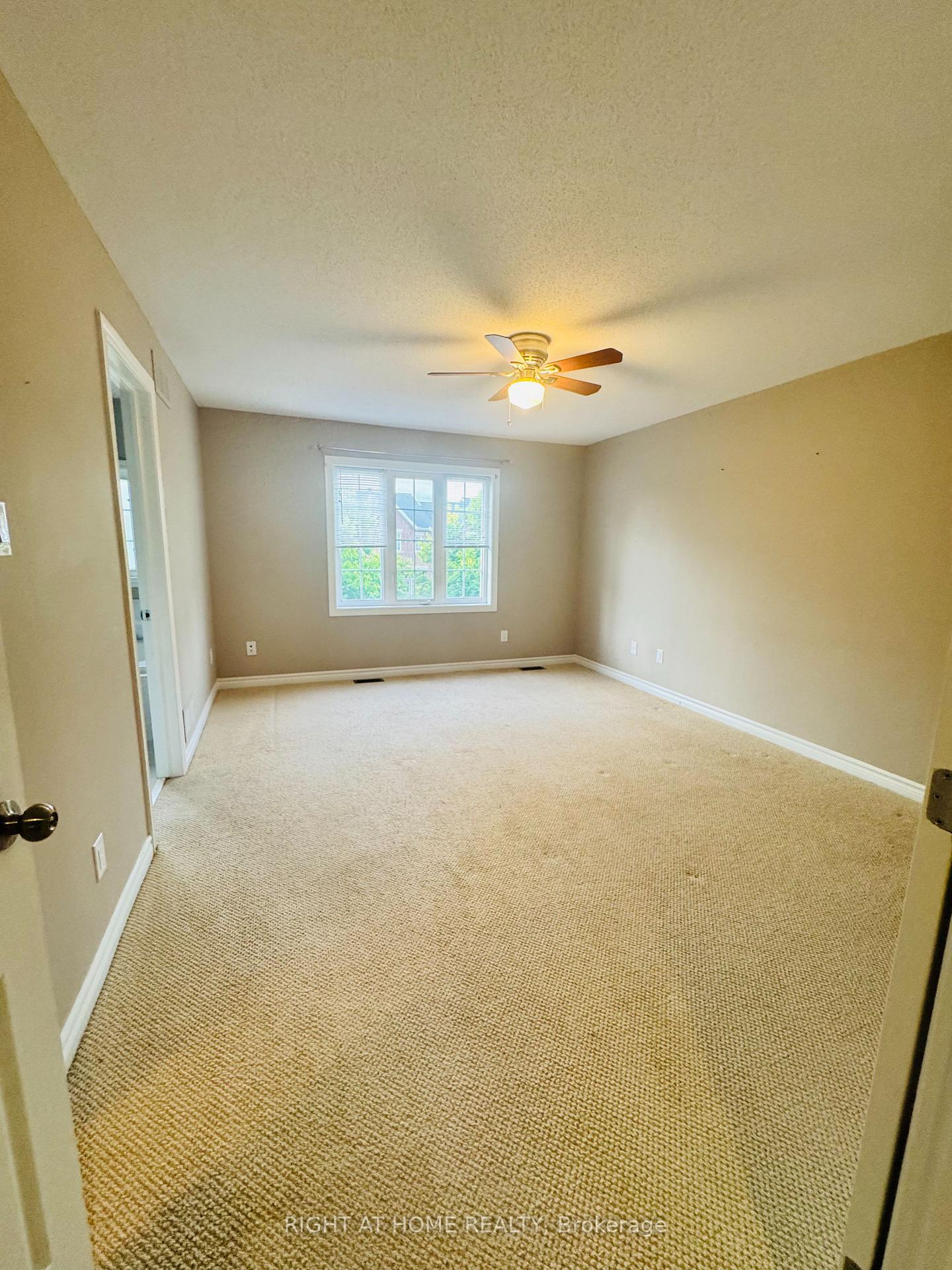 Photo 21 of 428 Foxhall Way, Ottawa, Kanata - Bridlewood — HOMEH
