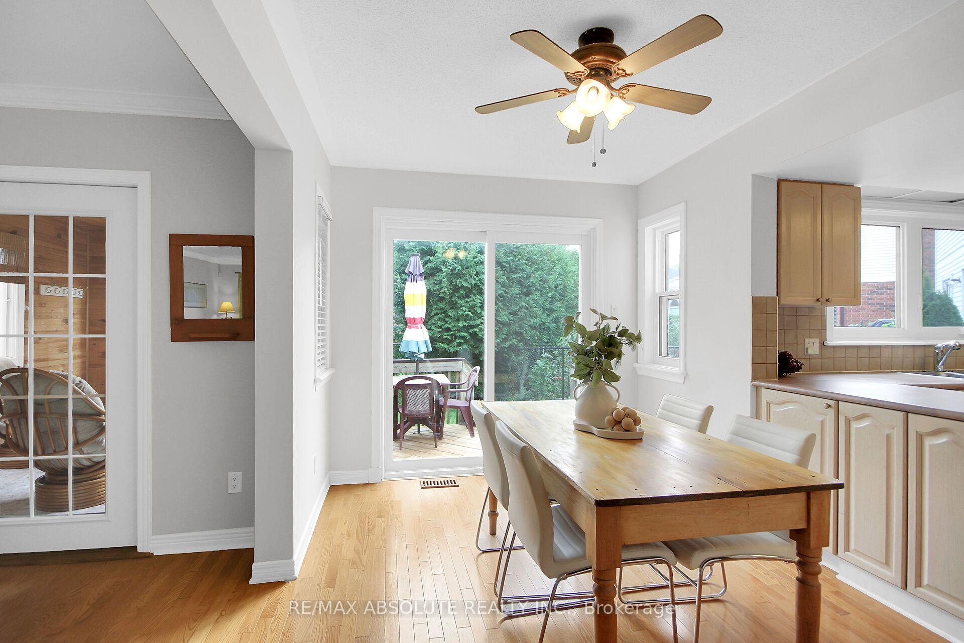 Photo 17 of 38 Forestglade Crescent, Ottawa, Hunt Club Park — HOMEH