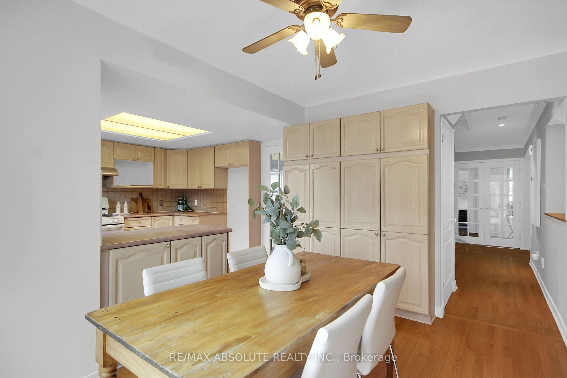 Photo 18 of 38 Forestglade Crescent, Ottawa, Hunt Club Park — HOMEH