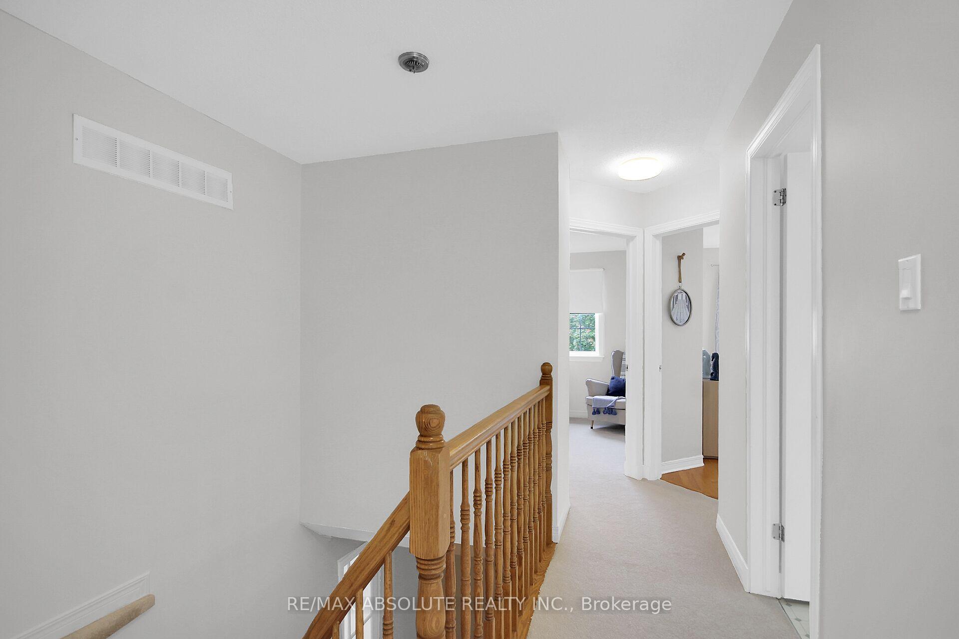 Photo 37 of 38 Forestglade Crescent, Ottawa, Hunt Club Park — HOMEH