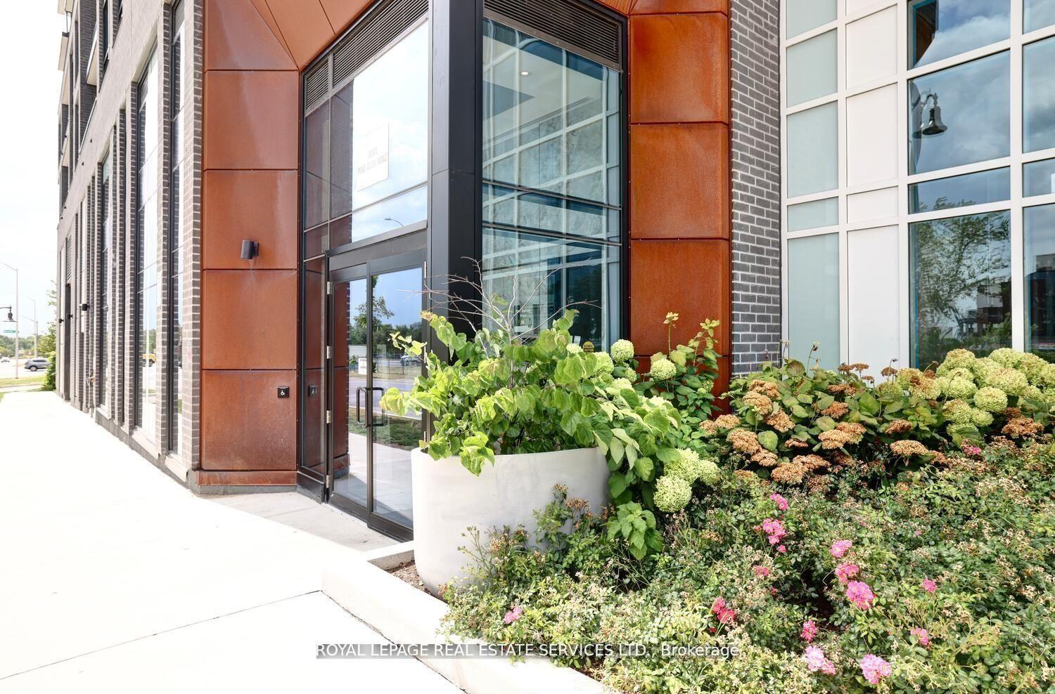 Photo 2 of Unit 712, 3005 Pine Glen Road, Oakville, Westmount — HOMEH