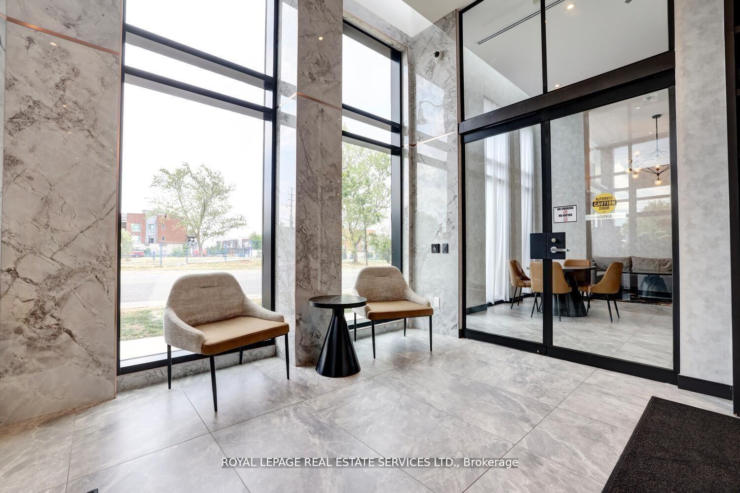 Photo 3 of Unit 712, 3005 Pine Glen Road, Oakville, Westmount — HOMEH