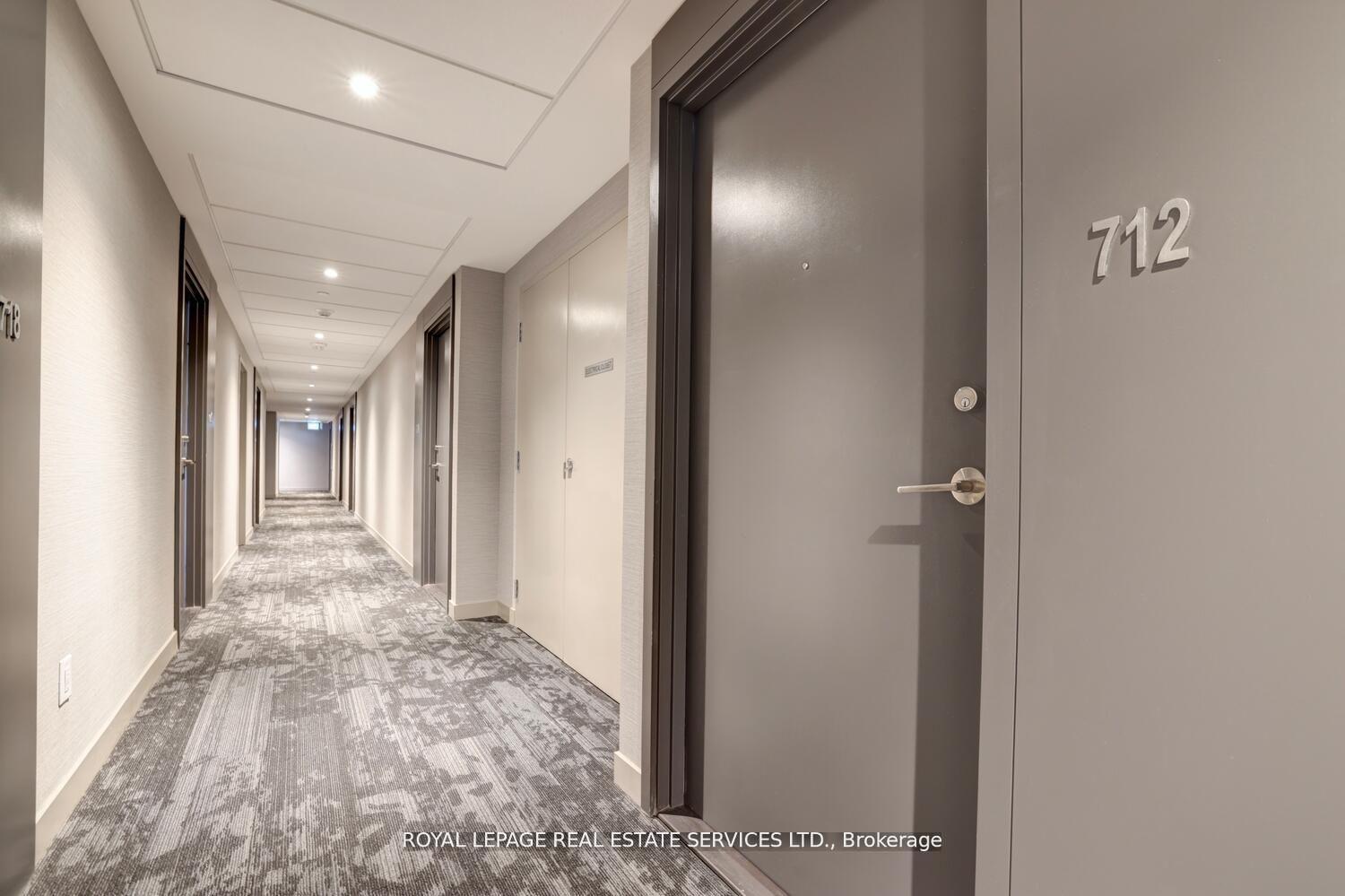 Photo 6 of Unit 712, 3005 Pine Glen Road, Oakville, Westmount — HOMEH