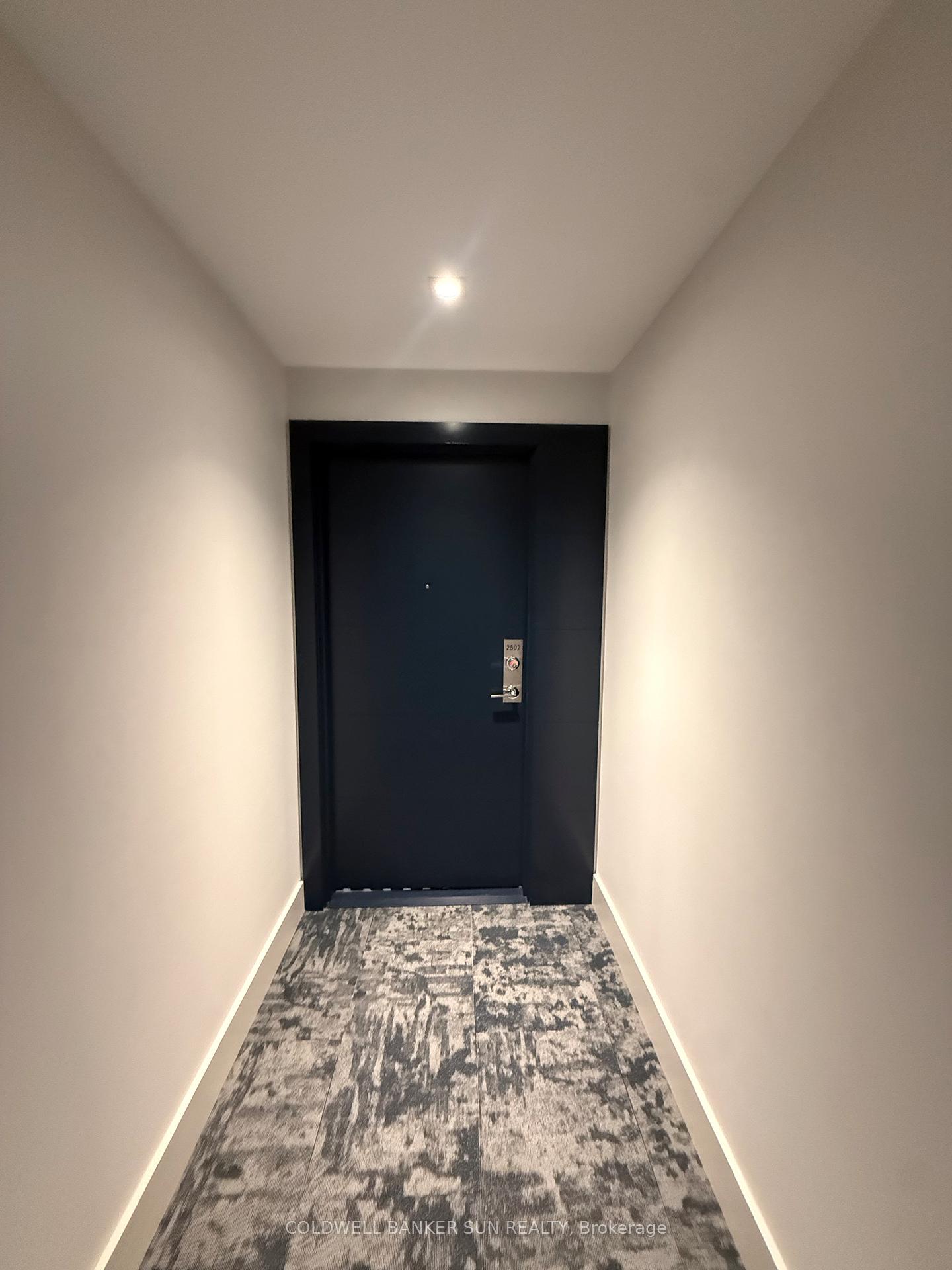 Photo 3 of Unit 2502, 75 James Street S, Hamilton, Corktown — HOMEH