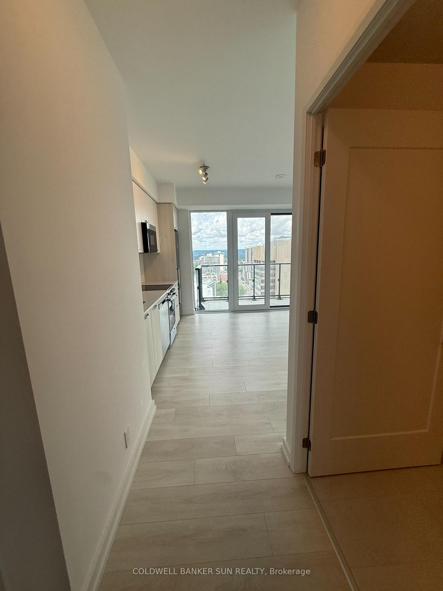 Photo 6 of Unit 2502, 75 James Street S, Hamilton, Corktown — HOMEH