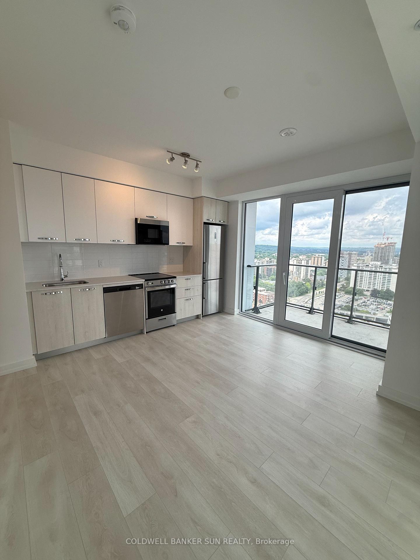 Photo 7 of Unit 2502, 75 James Street S, Hamilton, Corktown — HOMEH