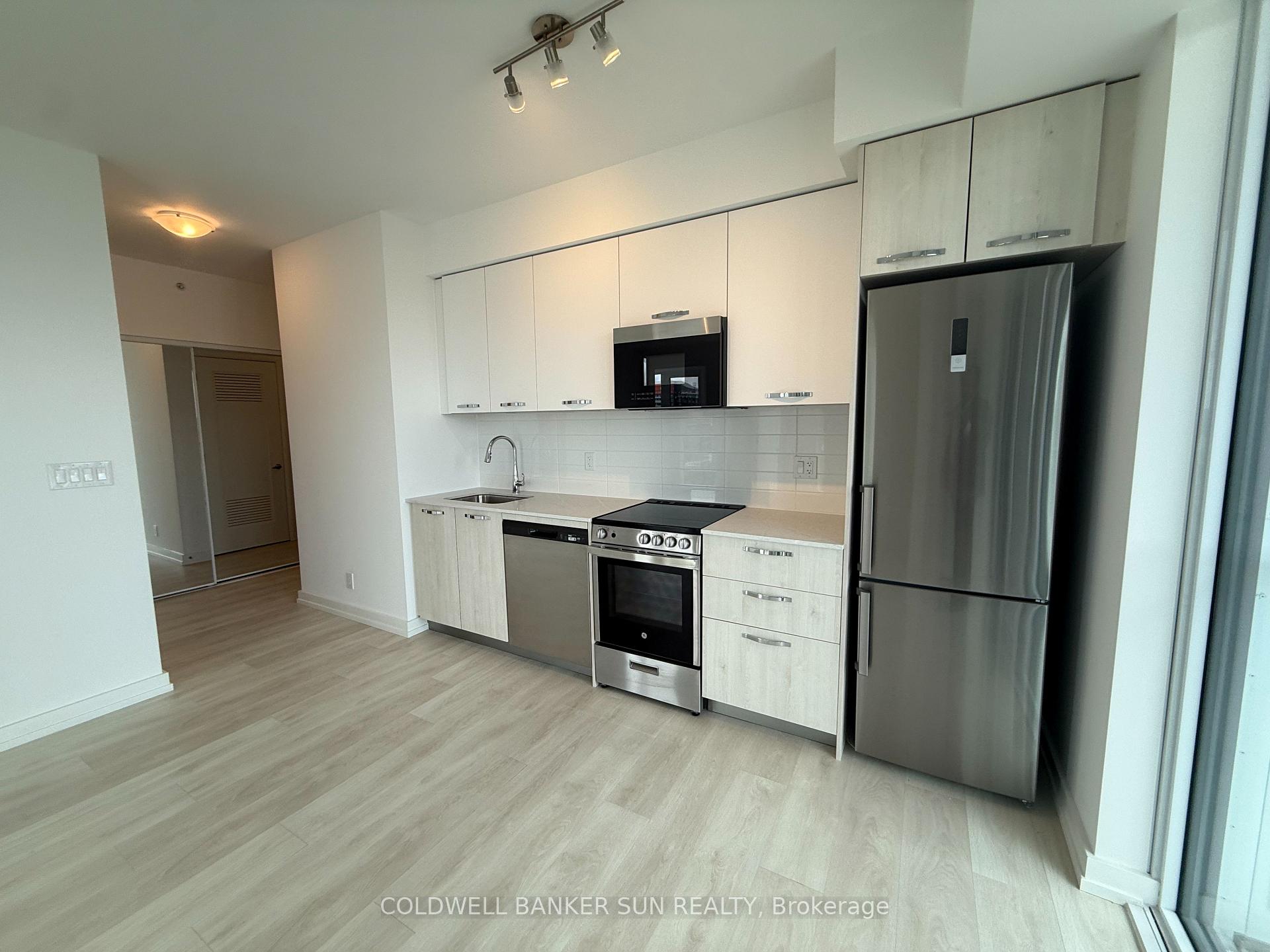 Photo 8 of Unit 2502, 75 James Street S, Hamilton, Corktown — HOMEH