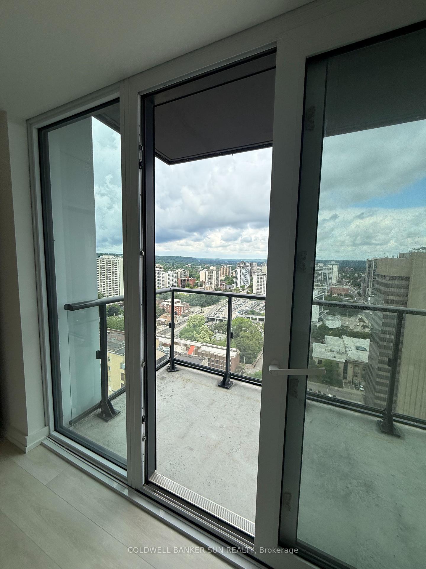 Photo 11 of Unit 2502, 75 James Street S, Hamilton, Corktown — HOMEH