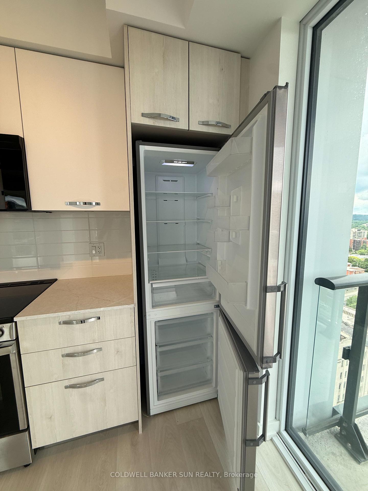 Photo 15 of Unit 2502, 75 James Street S, Hamilton, Corktown — HOMEH