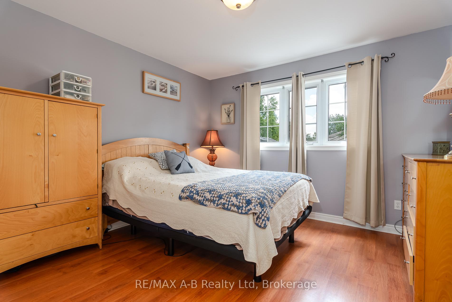 Photo 26 of 108 Walsh Crescent, Stratford — HOMEH