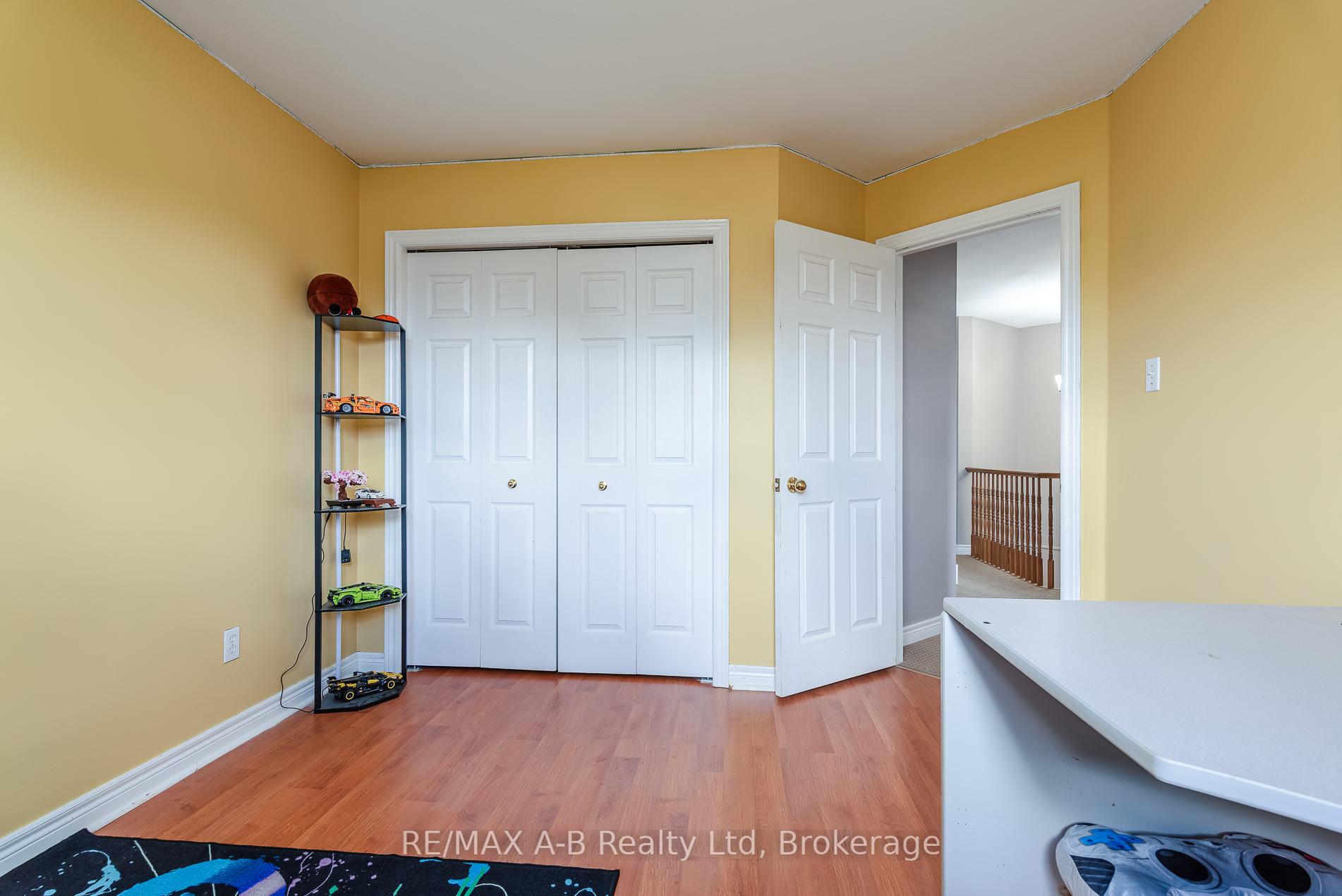 Photo 32 of 108 Walsh Crescent, Stratford — HOMEH