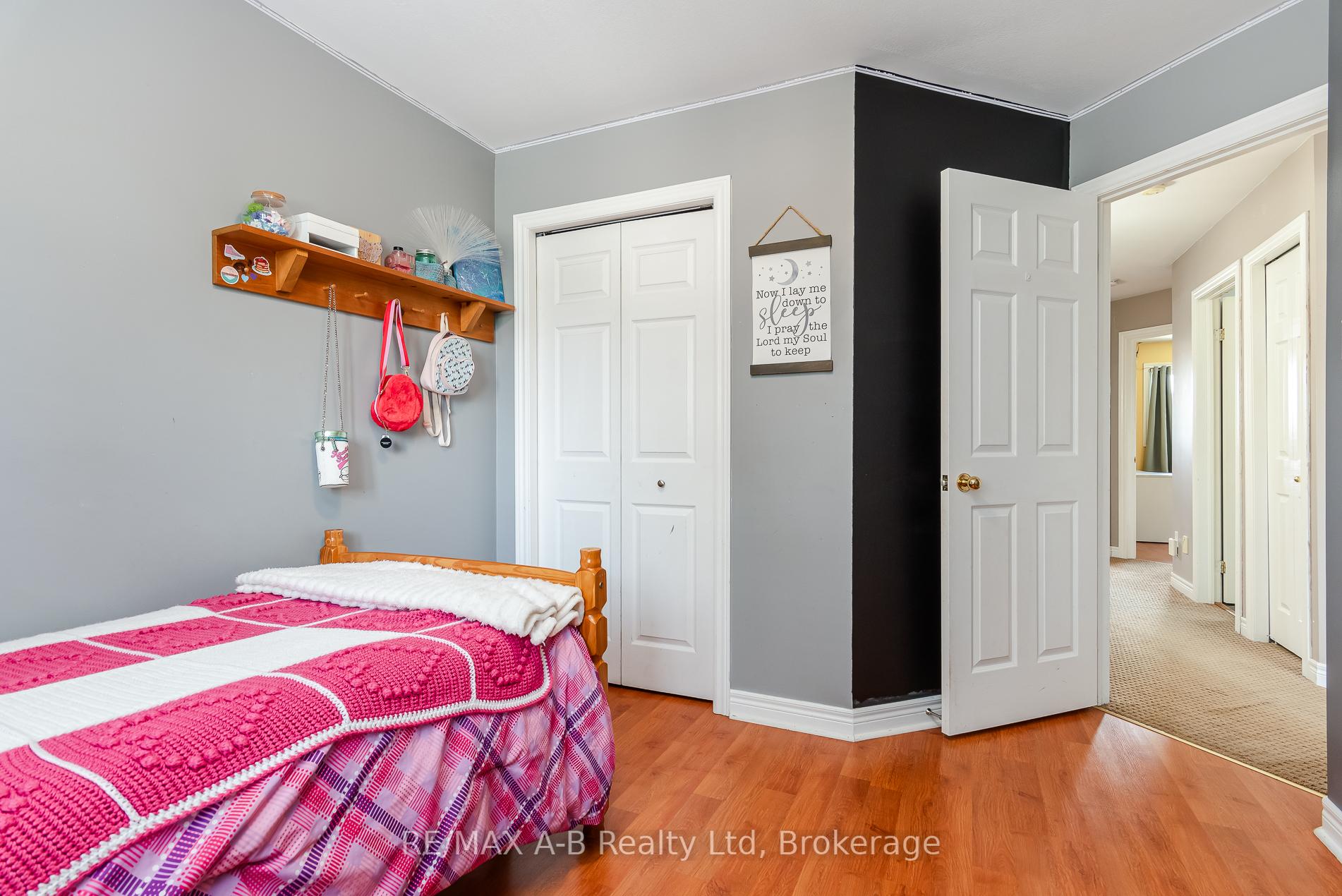 Photo 35 of 108 Walsh Crescent, Stratford — HOMEH