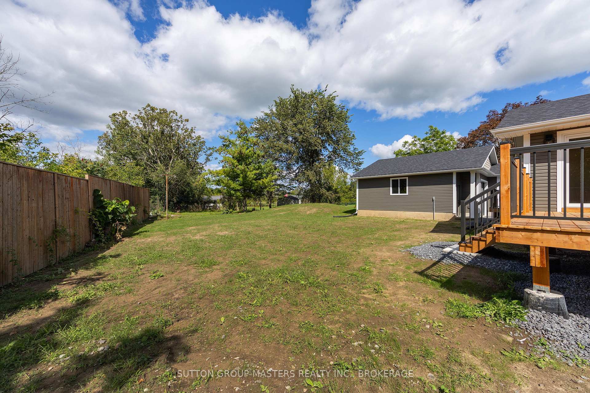 Photo 9 of 2053 Cole Hill Road, Kingston, City North of 401 — HOMEH