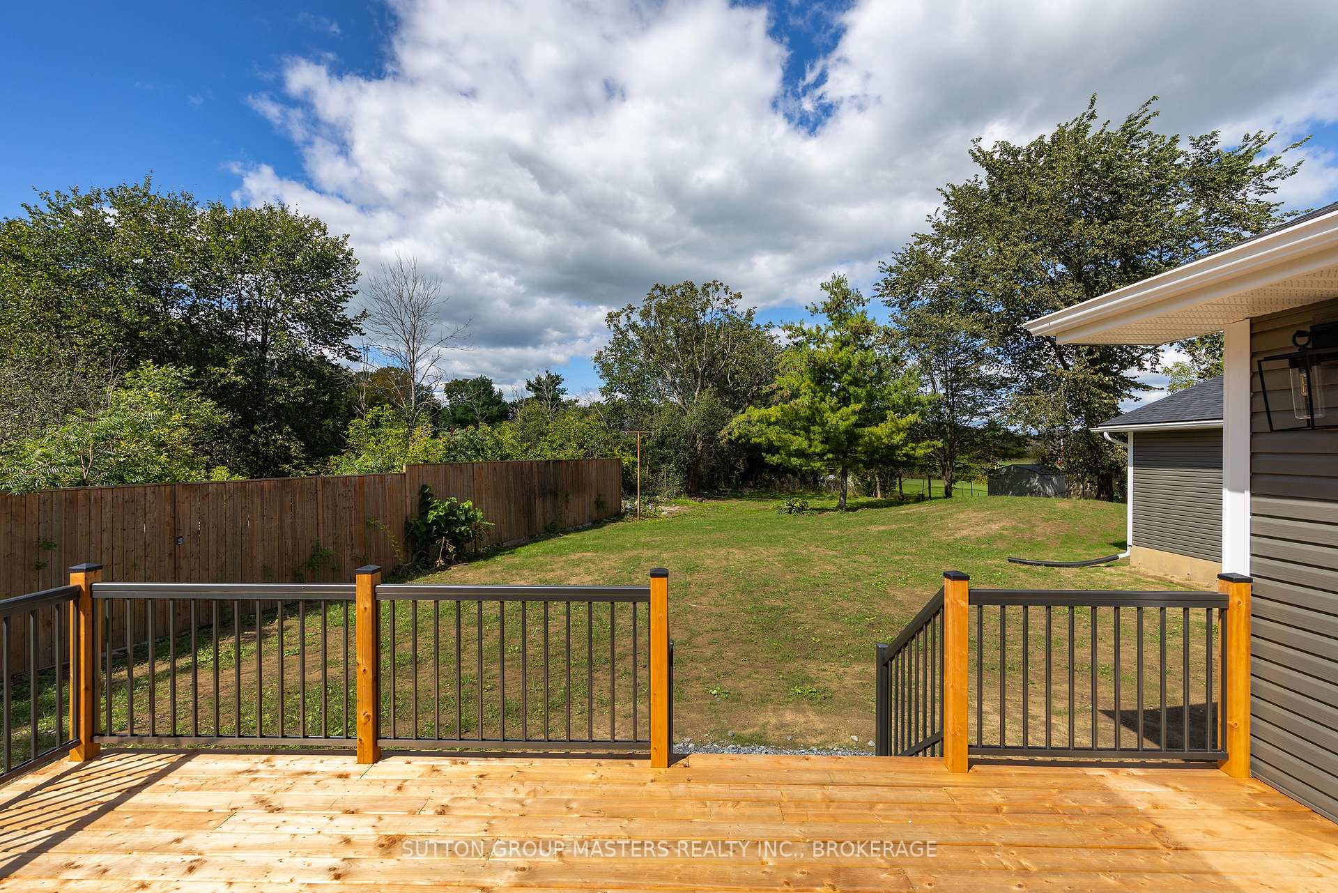 Photo 15 of 2053 Cole Hill Road, Kingston, City North of 401 — HOMEH
