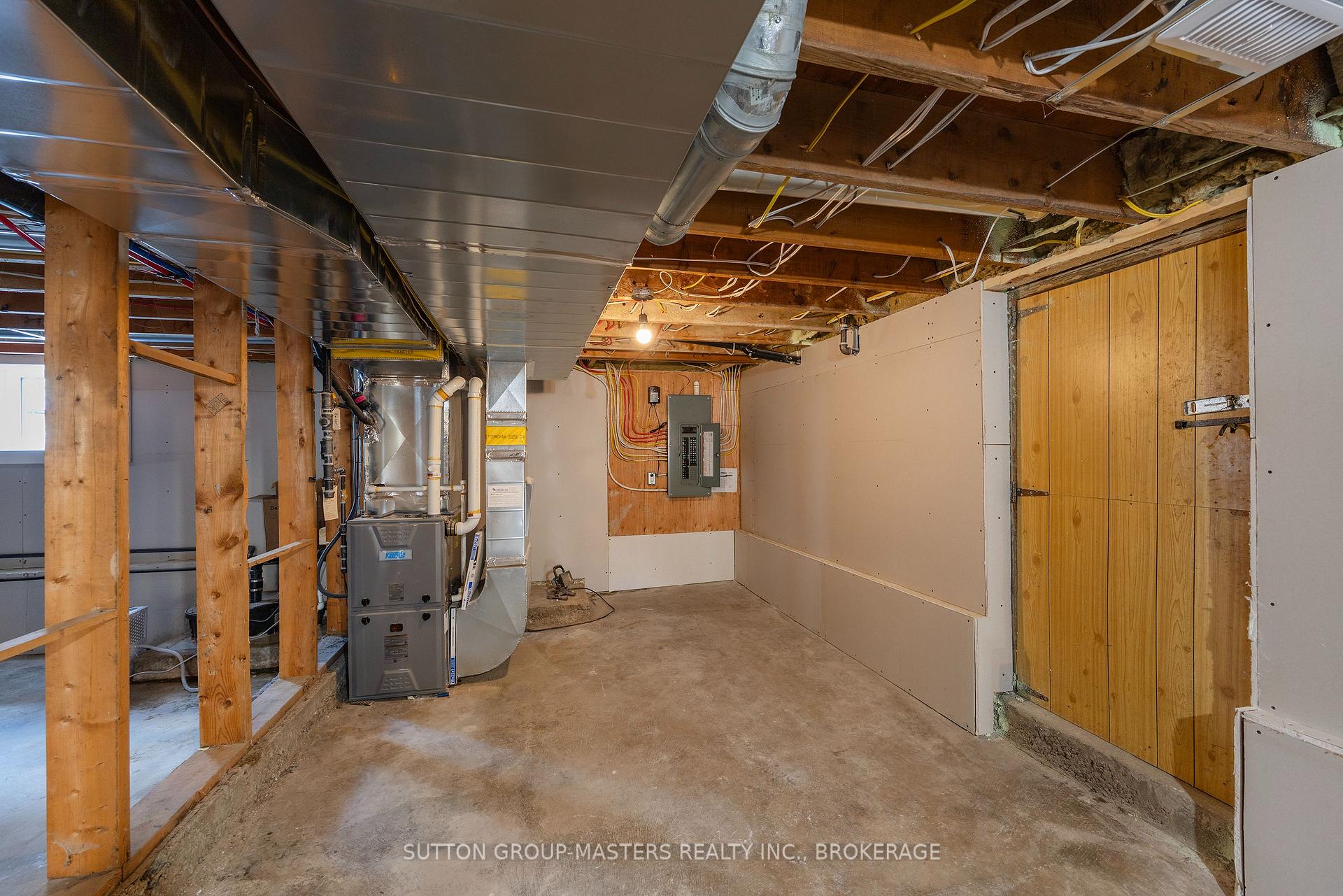 Photo 52 of 2053 Cole Hill Road, Kingston, City North of 401 — HOMEH