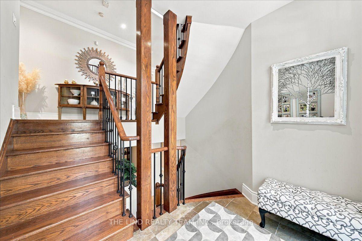Photo 4 of 109 Willis Drive, Aurora, Aurora Highlands — HOMEH