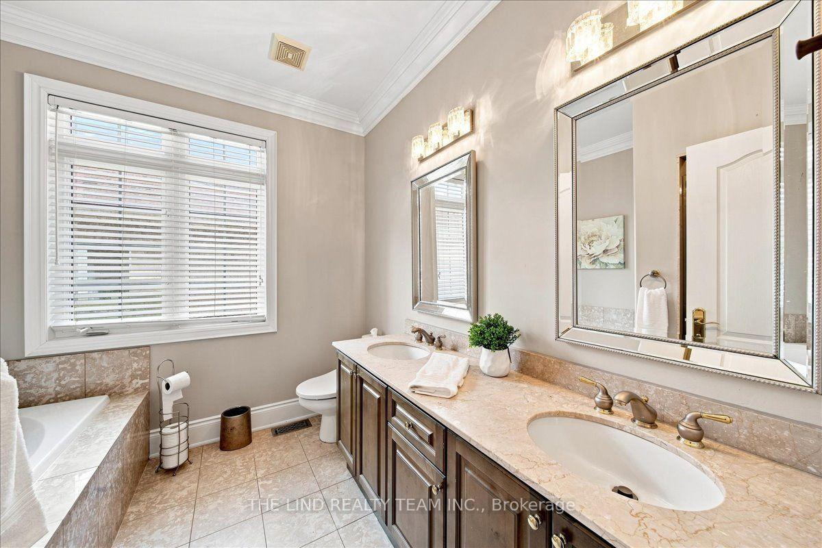 Photo 18 of 109 Willis Drive, Aurora, Aurora Highlands — HOMEH