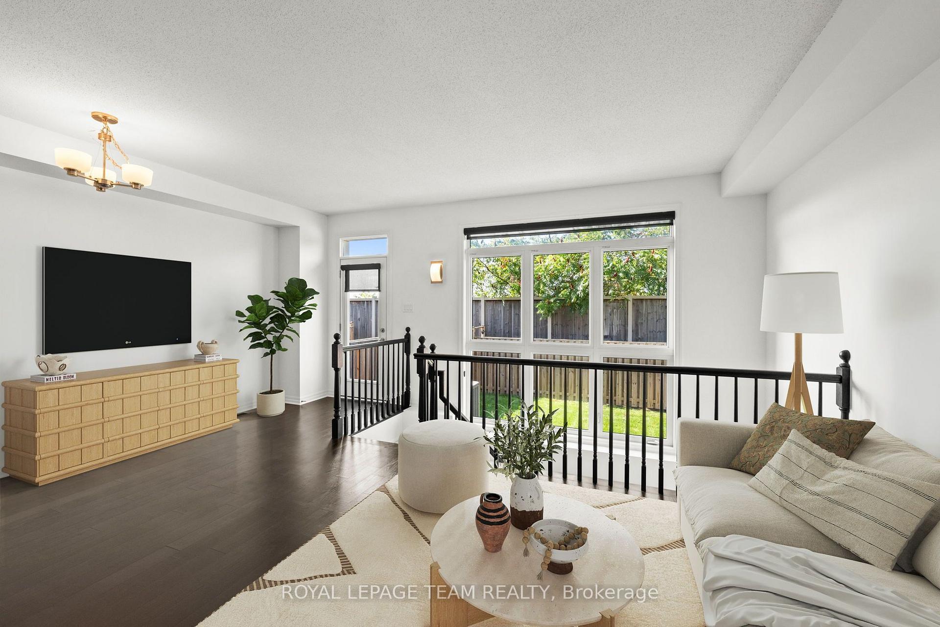 Photo 13 of 547 Rioja Street, Ottawa, Kanata - Emerald Meadows/Trailwest — HOMEH