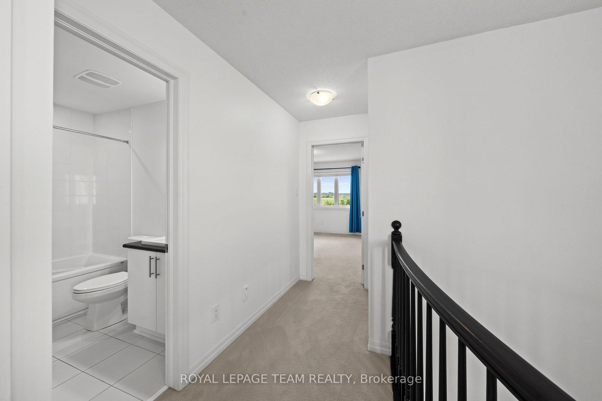 Photo 22 of 547 Rioja Street, Ottawa, Kanata - Emerald Meadows/Trailwest — HOMEH