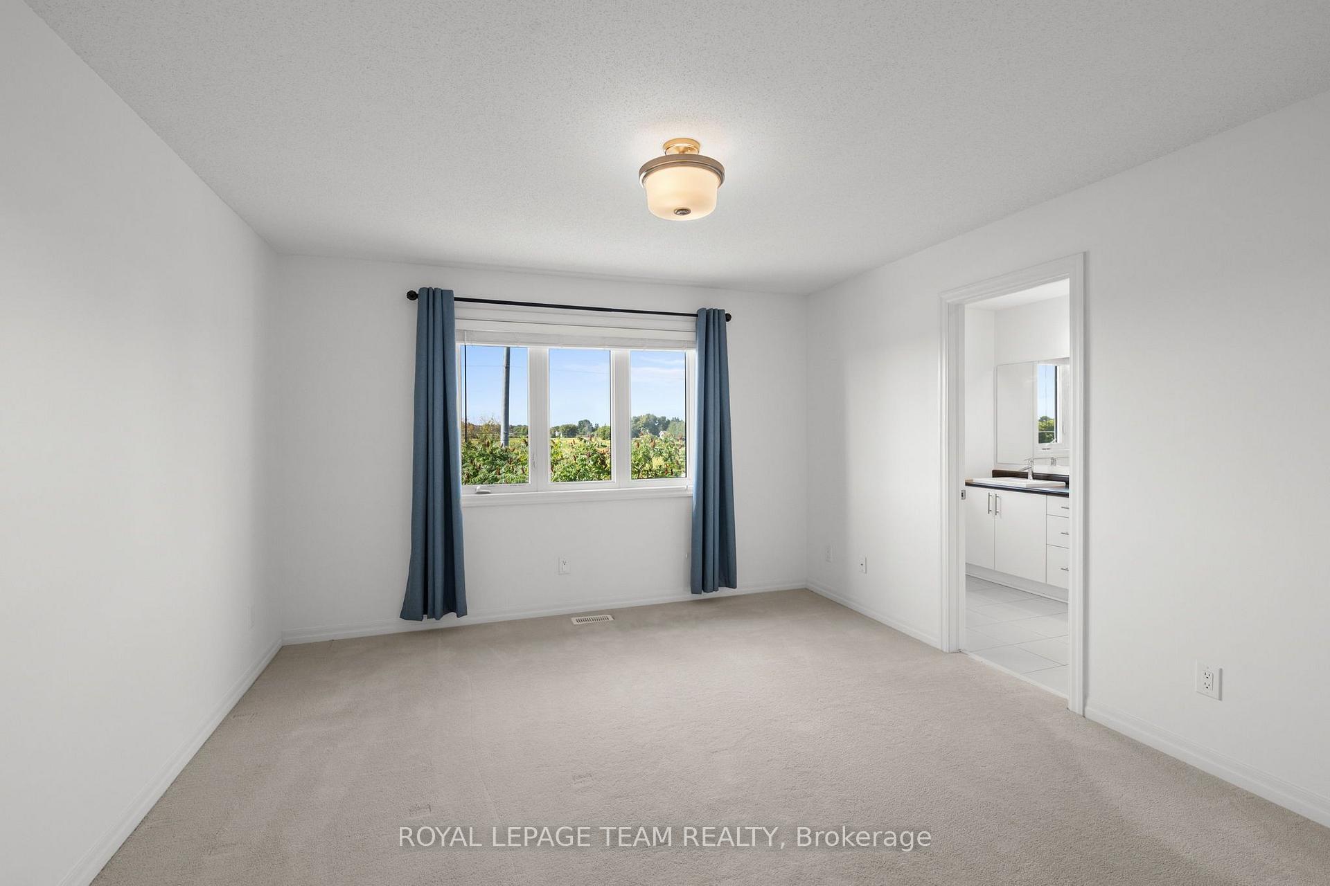 Photo 24 of 547 Rioja Street, Ottawa, Kanata - Emerald Meadows/Trailwest — HOMEH