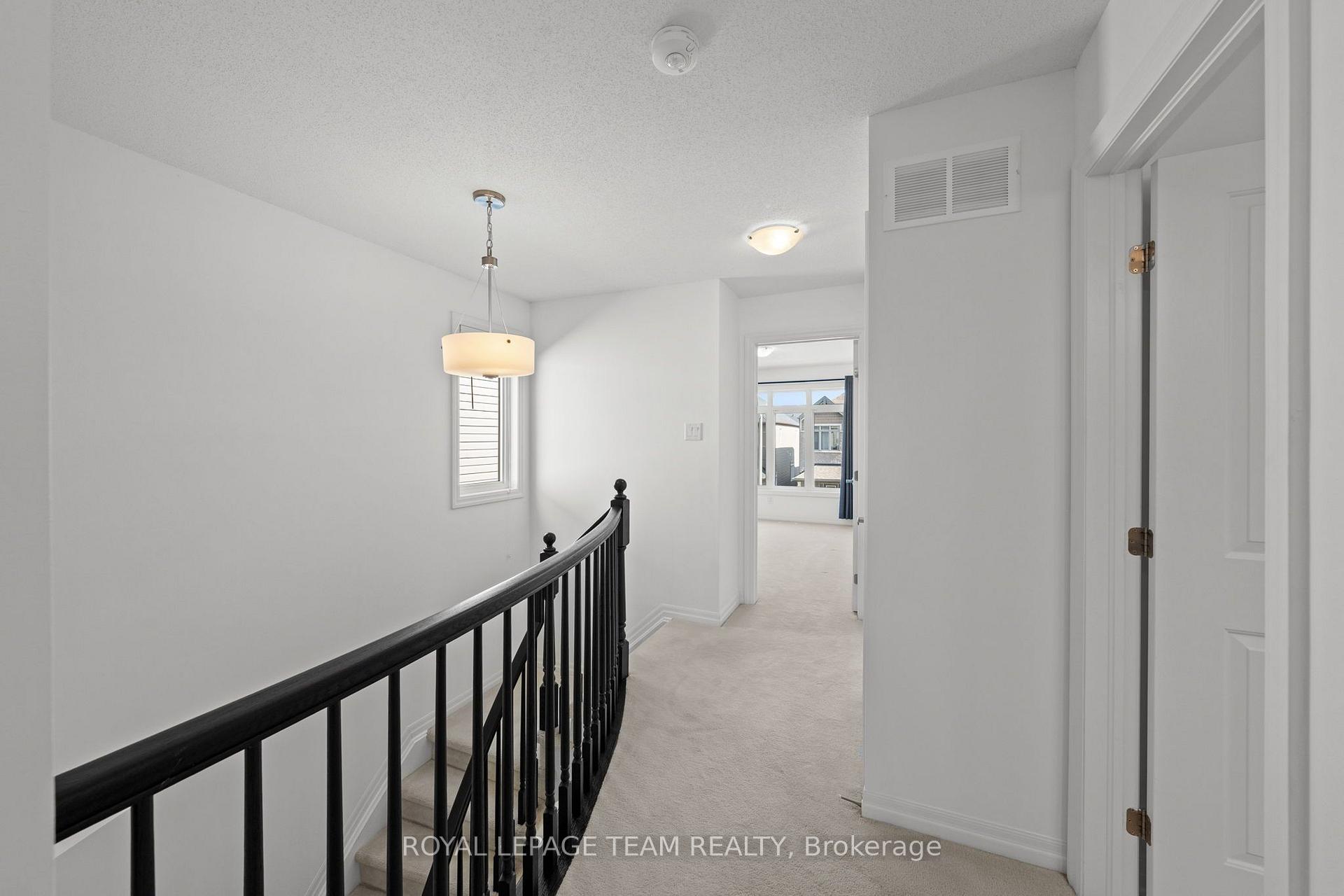 Photo 30 of 547 Rioja Street, Ottawa, Kanata - Emerald Meadows/Trailwest — HOMEH