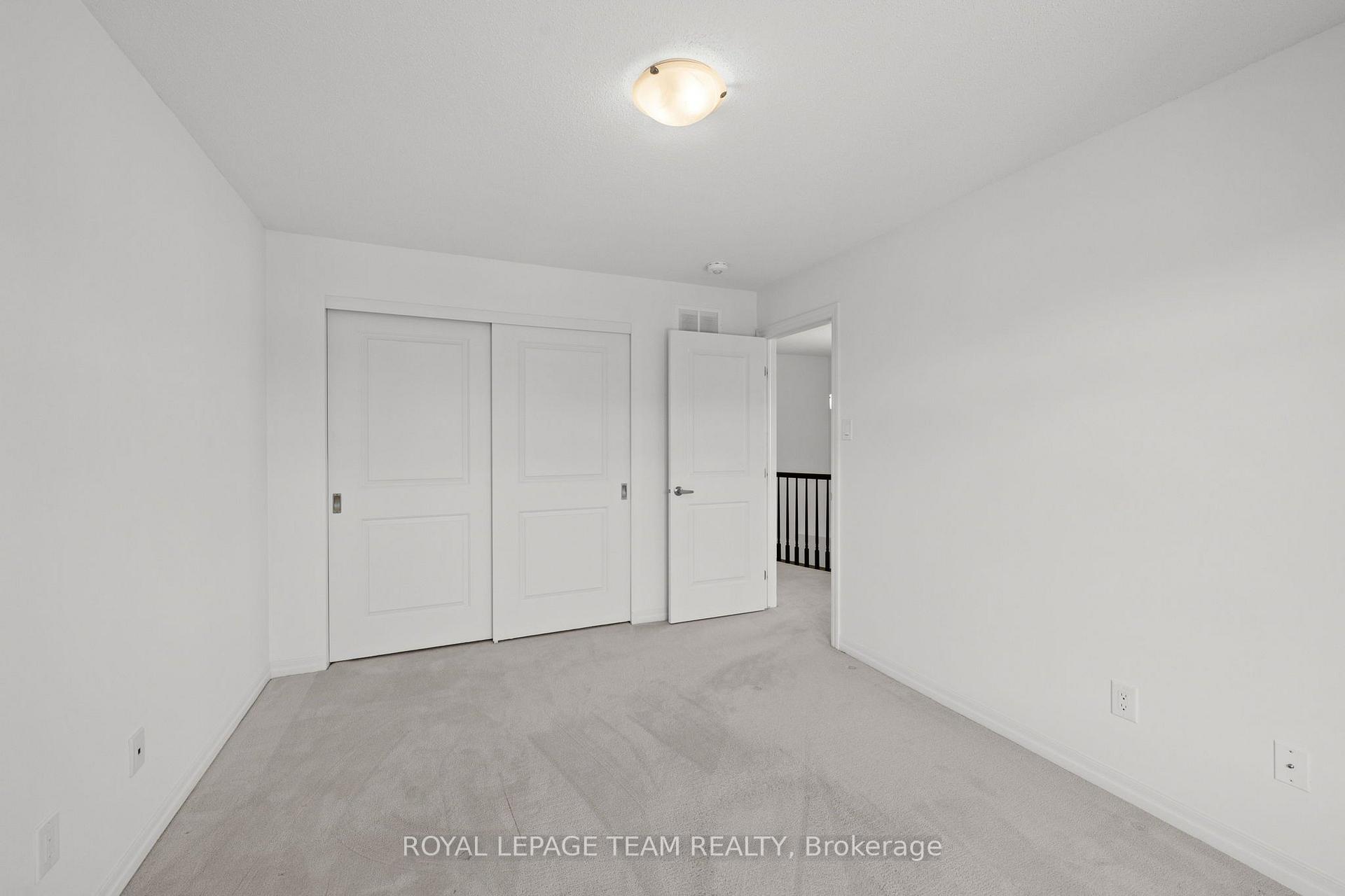 Photo 34 of 547 Rioja Street, Ottawa, Kanata - Emerald Meadows/Trailwest — HOMEH